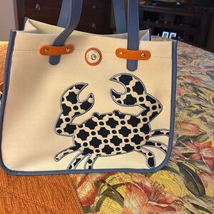 Spartina tote bag like new with crab design 15.5”X 13” with carry handles 10”